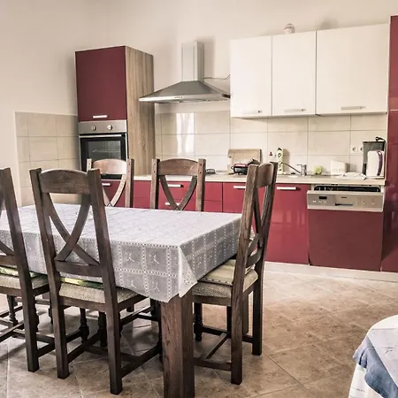 Apartment Toma Lukovo Šugarje Exterior foto